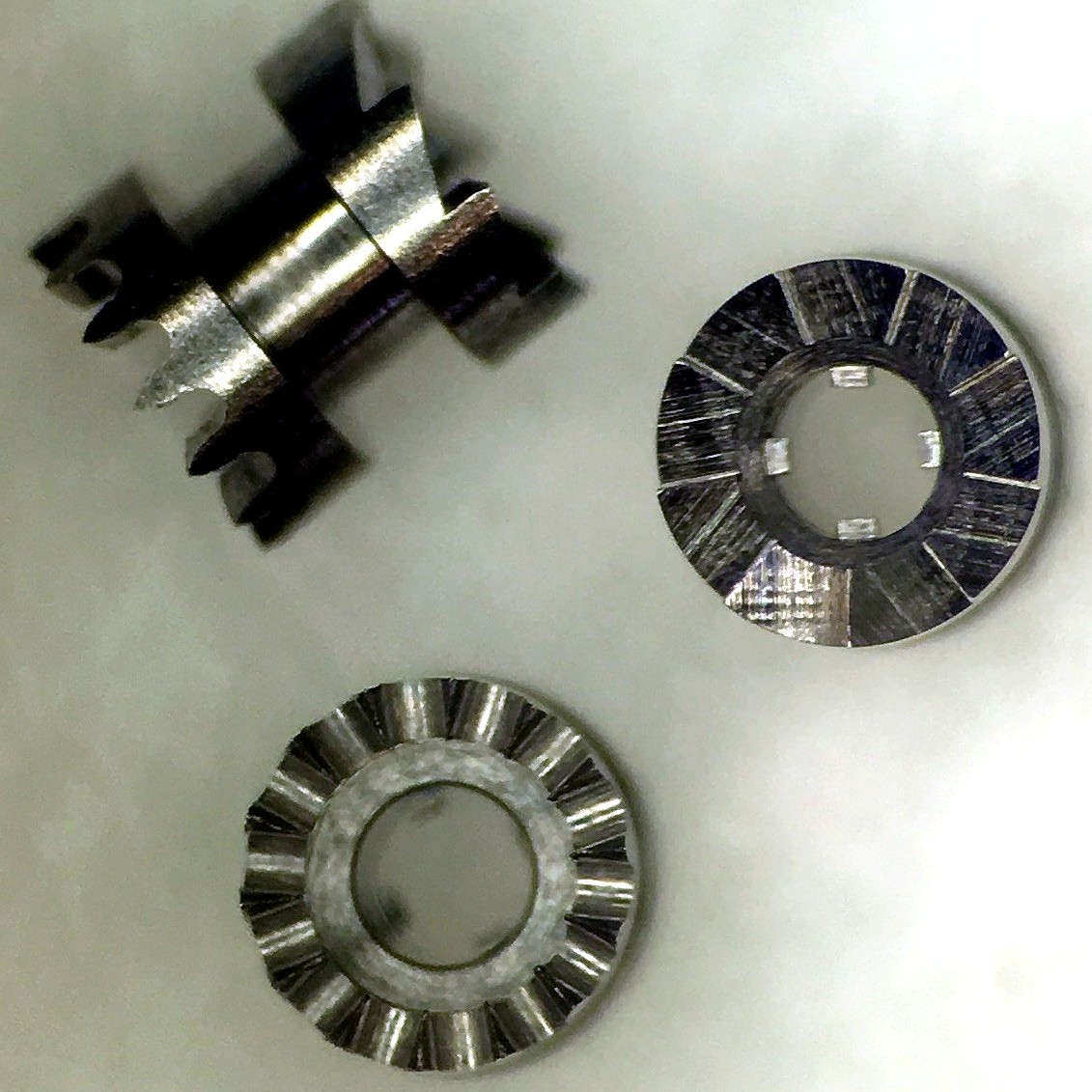 Détail d'usinage CNC, précision décolletage Fleurier