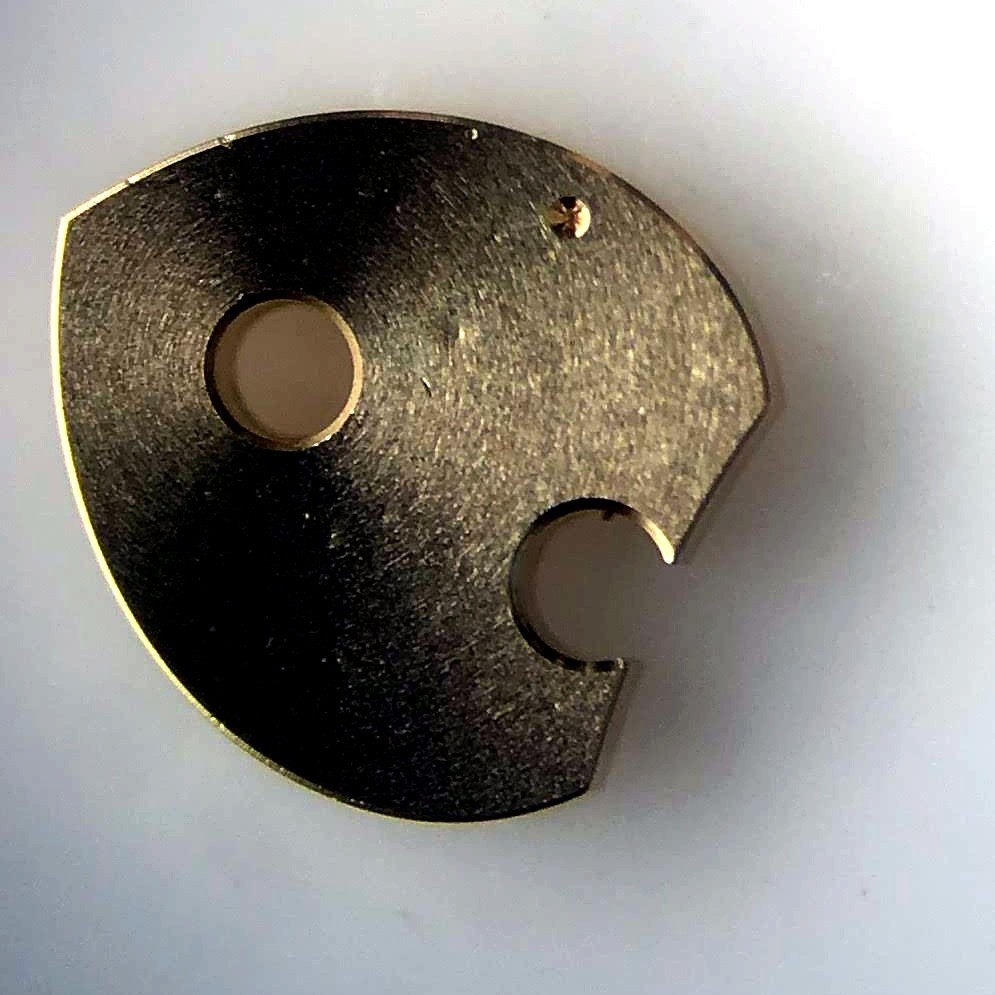 Pièce décolletée polie, finition miroir